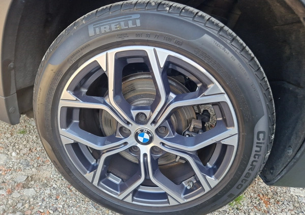 BMW X1 cena 124107 przebieg: 77123, rok produkcji 2020 z Jedlicze małe 277